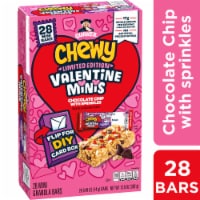 Quaker Chewy® Minis Chocolate Chip Valentine Granola Bars Perspective: Main