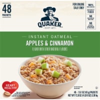 Quaker Apples & Cinnamon Flavored Instant Oatmeal Packets Perspective: Main