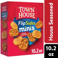 Town House FlipSides Minis House Seasoned Wheat Crackers Perspective: Main