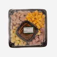 Taylor Farms Cubed Meat Cheese Tray