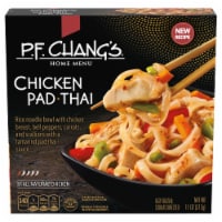 PF Chang's Home Menu Chicken Pad Thai Perspective: Main