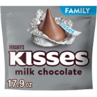 HERSHEY'S KISSES Milk Chocolate Candy Family Pack Perspective: Main