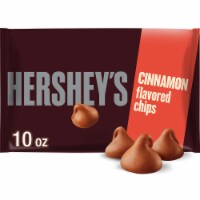 HERSHEY'S Cinnamon Baking Chips Bag Perspective: Main