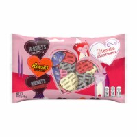 Hershey Valentine's Hearts Candy Assortment Perspective: Main