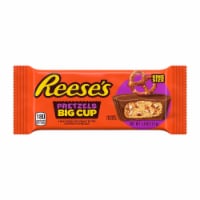 REESE'S Big Cup with Pretzels Milk Chocolate King Size Peanut Butter Cups Candy Pack