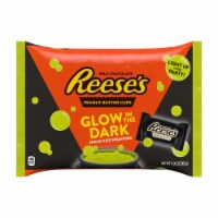 REESE'S Glow in the Dark Halloween Snack Size Perspective: Main