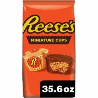 REESE'S Miniatures Milk Chocolate Peanut Butter Cups Christmas Candy Party Pack