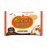 REESE'S Snack Size Orange-Colored Peanut Butter Pumpkins Halloween Candy Perspective: Main