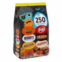 Hershey's Halloween Assortment Candy Perspective: Main