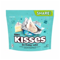 HERSHEY'S KISSES Birthday Cake Flavored Creme with Sprinkles Candy Share Pack Perspective: Main