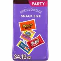 JOLLY RANCHER KIT KAT® and REESE'S Assorted Flavored Snack Size Christmas Candy Party Pack