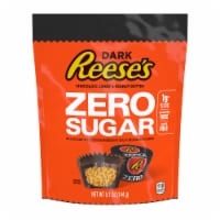 REESE'S Zero Sugar Dark Miniatures Chocolate Peanut Butter Cups Candy Bag Perspective: Main