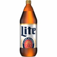 Miller Lite American Pilsner Light Lager Beer Perspective: Main