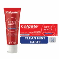 Colgate Optic White Stain Fighter with Baking Soda Stain Removal Toothpaste Clean Mint