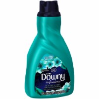 Downy Infusions Botanical Mist Fabric Softener Perspective: Main