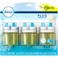 Febreze Linen and Sky Triple Plug Refill Perspective: Main