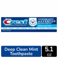 Crest Pro-Health Advanced Deep Clean Mint Toothpaste Perspective: Main