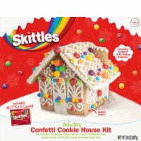 Mars Skittles® Holiday Cookie House Kit Perspective: Main