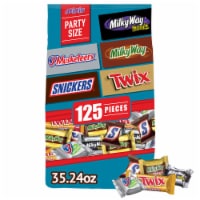 M&M'S Snickers & Twix Fun Size Milk Chocolate Candy Bars Assortment Variety  Pack, 55 ct/30.98 oz - Metro Market