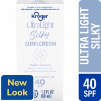 Kroger® Silky Sunscreen Lotion SPF 40 Ultralight Perspective: Main