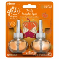 Glade PlugIns Toasty Pumpkin Spice Scented Oil Refills Perspective: Main
