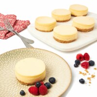 Mini New York Cheesecakes - 12 Pieces