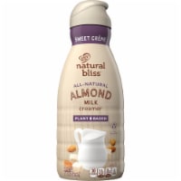 Coffee mate Natural Bliss Almond Sweet Creme Almond Milk Liquid Coffee Creamer Perspective: Main