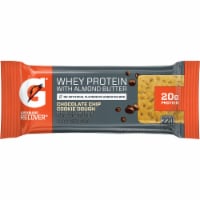 Gatorade Recover Chocolate Chip Cookie Dough Whey Protein with Almond Butter Bar Perspective: Main