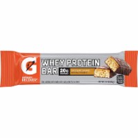 Gatorade® Whey Chocolate Caramel Protein Bar Perspective: Main
