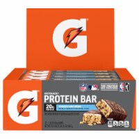 Gatorade Recover Cookies and Creme Whey Protein Bars Perspective: Main