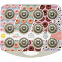 Wilton™ Daily Delights Mini Fluted Tube Pan Perspective: Main