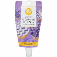 Wilton® Icing Pouch With Tips - Violet Perspective: Main