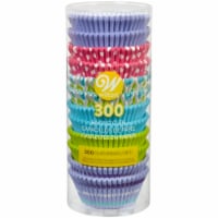 Wilton® Baking Cups Perspective: Main