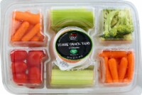 Harris Teeter Farmers Market™ Veggies Snack Tray with Lite Ranch Dip