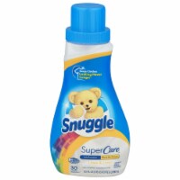 Snuggle® SuperCare™ Lilies & Linen Fabric Conditioner