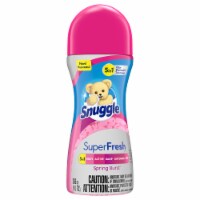Snuggle® Plus Spring Burst® Super Fresh™ Scent Shakes In Wash Scent Booster Fabric Softener Perspective: Main