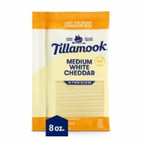 Tillamook® Medium White Cheddar Sliced Cheese Farmstyle Perspective: Main