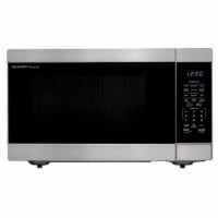 West Bend 0.7 Cu. Ft. 700 Watt Compact Kitchen Countertop Microwave Oven,  Black, 1 Piece - Fred Meyer