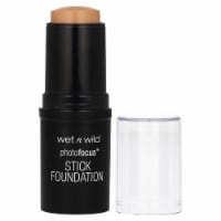 Wet n Wild® Photo Focus™ Stick Foundation Perspective: Main