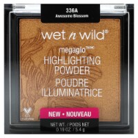 Wet n Wild® Mega Glo™ Highlighting Powder - 336A Awesome Blossom Perspective: Main