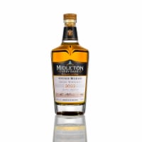 Midleton Very Rare 2022 Vintage Release Blended Irish Whiskey Perspective: Main
