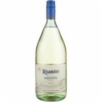 Riunite Trebbiano/Moscato Italian White Wine Perspective: Main
