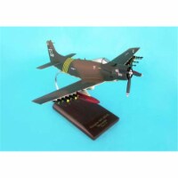 Daron Worldwide Trading B7140 A-1H (AD-6) Skyraider (USAF) 1/40 AIRCRAFT