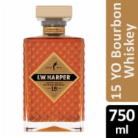 I.W. Harper Whiskey - American 15 YO Perspective: Main