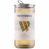 Woodbridge Chardonnay White Wine Can Perspective: Main