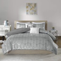Intelligent Design Raina Metallic Printed Duvet Cover Set Grey/Silver Twin/Twin XL