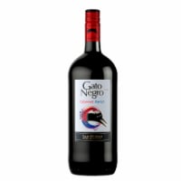 Gato Negro Cabernet Sauvignon/Merlot Blend Chile Red Wine Perspective: Main