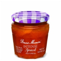 Bonne Maman® Intense Apricot Fruit Spread Perspective: Main