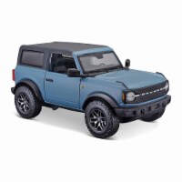 Maisto Special Edition Ford Bronco Badlands Blue 1:24 Diecast Car Perspective: Main