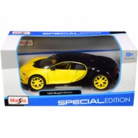 Bugatti Chiron Yellow and Black 1/24 Diecast Model Car by Maisto Perspective: Main